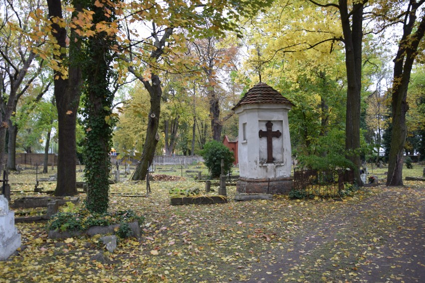 Ten  cmentarz jest jak zwierciadło historii Ziemi Lubuskiej