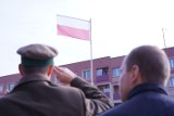 Mońki "Pod biało-czerwoną". Uroczyste podniesienie flagi na nowym maszcie przy Alei Niepodległości (ZDJĘCIA)