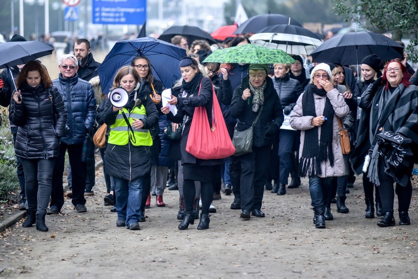 Manifestacja pod nazwą "Strajk Kobiet Gdynia - Runda Druga"