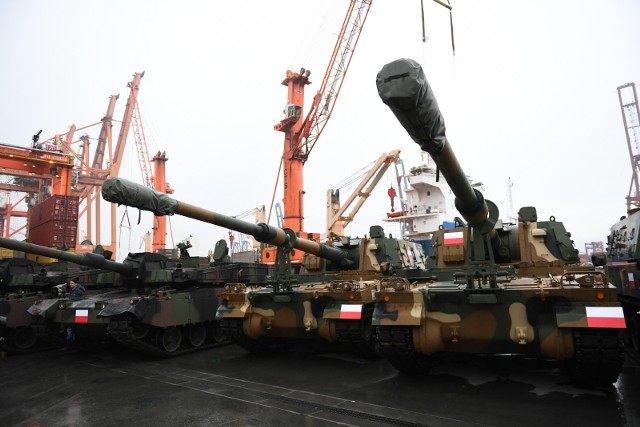 Pierwsze czołgi K2 i armatohaubice K9 trafiły już do Polski.