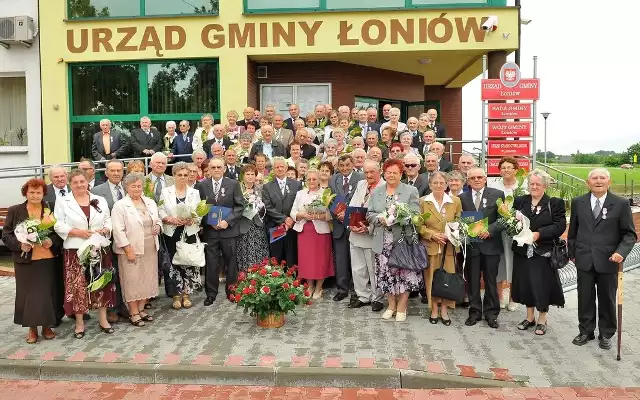 Medale otrzymało 56 par małżeńskich.