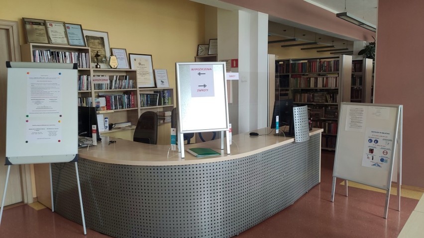 Choć biblioteka w Połańcu została już otwarta to ze względu...