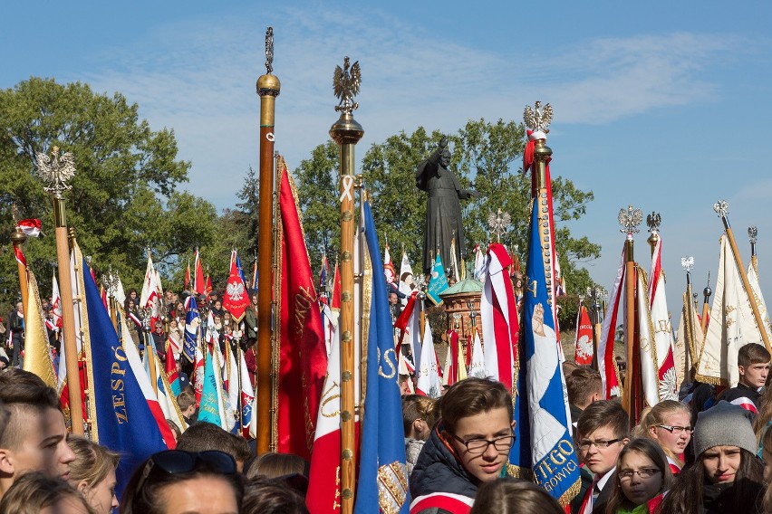 XV pielgrzymka Rodziny Szkół imienia Jana Pawła II na Jasną Górę 