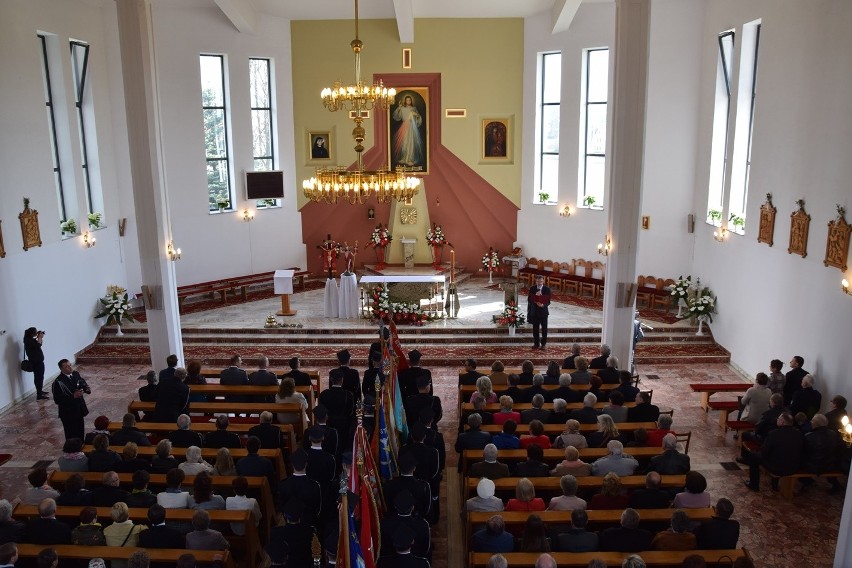 Powierzenie Ziemi Gorlickiej Miłosierdziu Bożemu w Wójtowej - doroczna uroczystość zgromadziła setki wiernych z całego powiatu