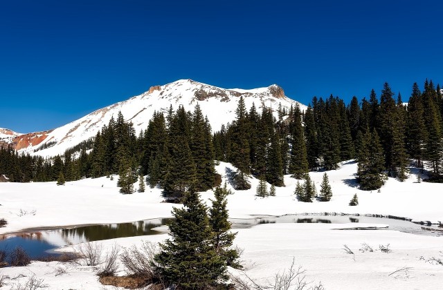 Góry Kolorado potrafią być bardzo niebezpieczne. Panują tu ostre zimy i wieje silny wiatr.
