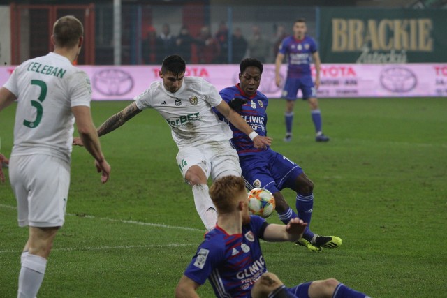 Piast Gliwice - Śląsk Wrocław 2:0 WYNIK, RELACJA. Różnica klas i Golli. [1.03.2019, BRAMKI, GOLE, SKRÓT MECZU]