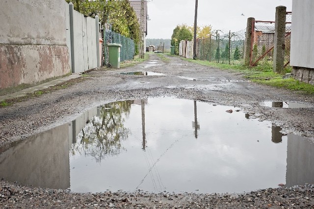 I jak tu przejść suchą stopą przez ulicę Krótką, gdy lunie deszcz?