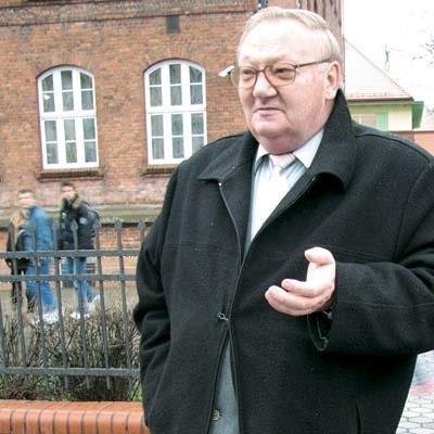 &#8211; Nie przypuszczałem, że na emeryturze będzie tak fajnie! &#8211; mówi Stanisław Fietkiewicz z Ełku. Mężczyzna jest zadowolony z życia. Ma czas na grę w siatkówkę i czytanie książek.