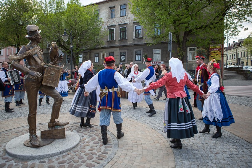 Orszak Weselny przejechał ulicami Tarnowa 