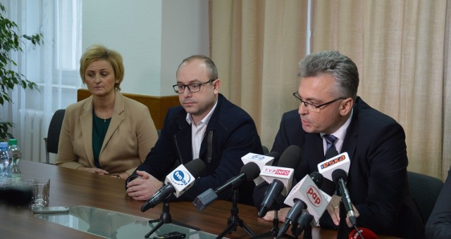 Dorota Rurarz, dyrektor ds pielęgniarstwa, Marcin Biesiada, dyrektor ds. Leczniczych i Grzegorz Fitas, dyrektor naczelny szpitala. - Stwierdzono bardzo duże zaniedbanie ze strony personelu - stwierdził dyrektor Grzegorz Fitas.