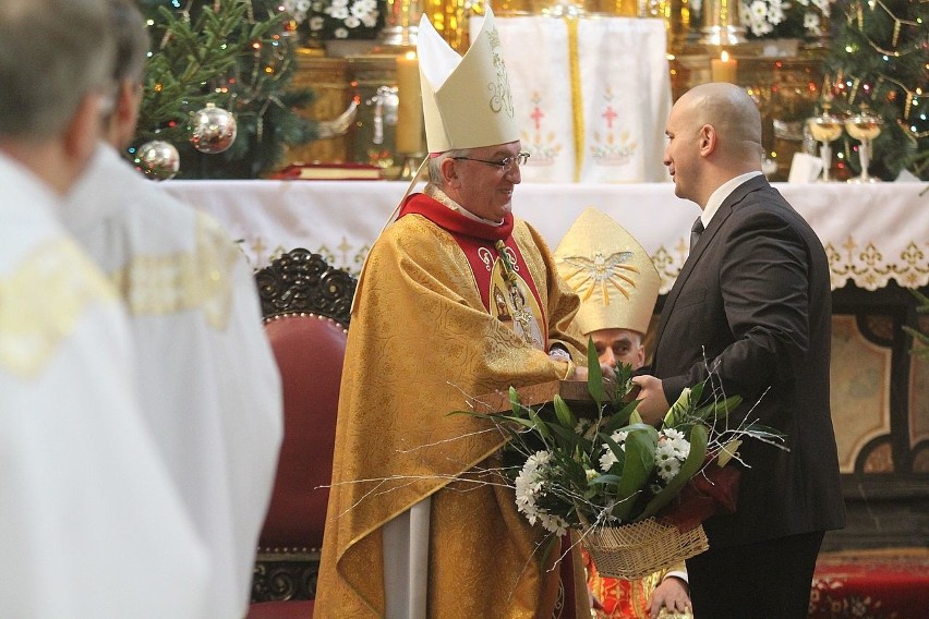 Błogosławiony Wincenty Kadłubek patronem Jędrzejowa. Mszę sprawował Nuncjusz Apostolski