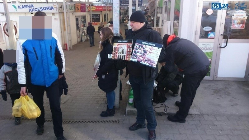 Basta znowu protestowała. Interweniowała policja [wideo]