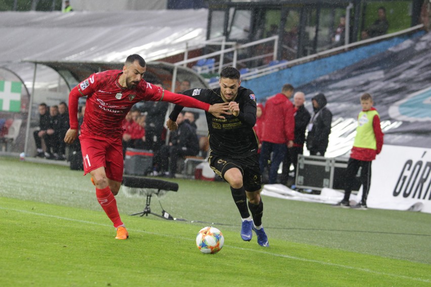 Górnik Zabrze wygrał z Zagłębiem Sosnowiec 4:0 (3:0) w meczu...