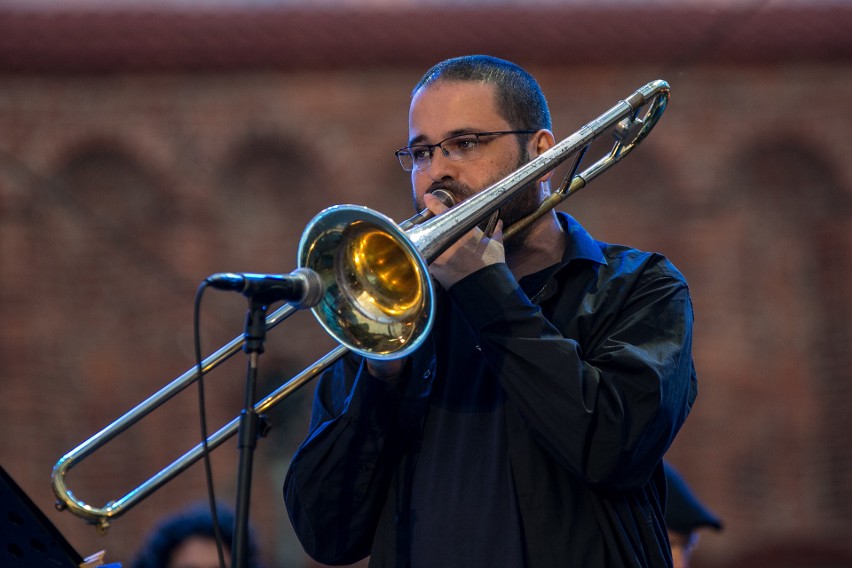 Szalom na Szerokiej przyciągnął tłumy krakowian. Zobacz jak bawili się na finale Festiwalu Kultury Żydowskiej