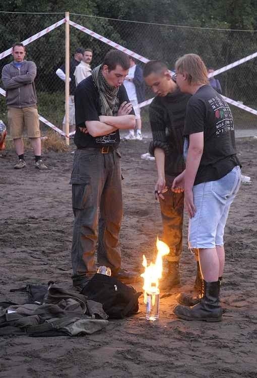 Zdjecia z sobotniego festiwalu "Warhead" w Ustce. Gwiazdą...