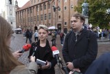 Toruń. Młoda Lewica i Forum Młodych Socjaldemokratów o podwyżkach cen biletów MZK 