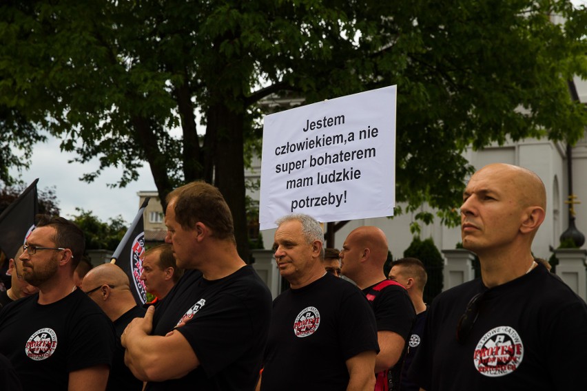 Protest ratowników medycznych w Białymstoku 30.06.2017 (zdjęcia, wideo)