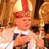 Bp Stanisław Stefanek