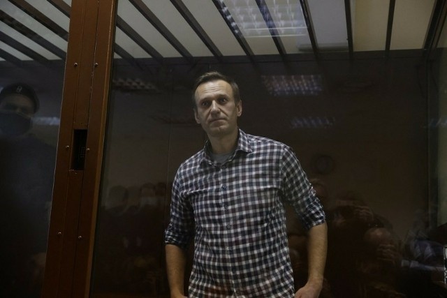 Wstępne wyniki śledztwa w sprawie śmierci Aleksieja Nawalnego Moskwa ma przedstawić dopiero za kilkanaście dni.