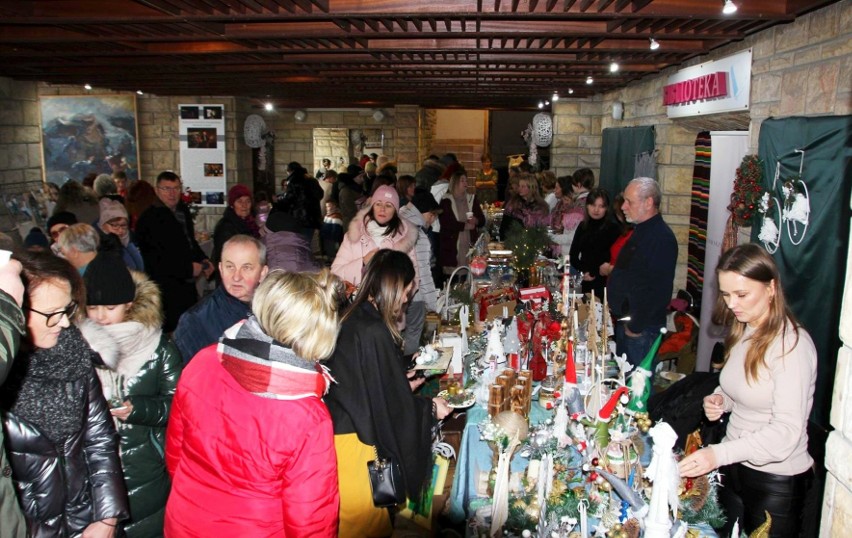 Jarmark Bożonarodzeniowy w Lipsku. W Lipskim Centrum Kultury będzie można kupić ozdoby i świąteczne potrawy