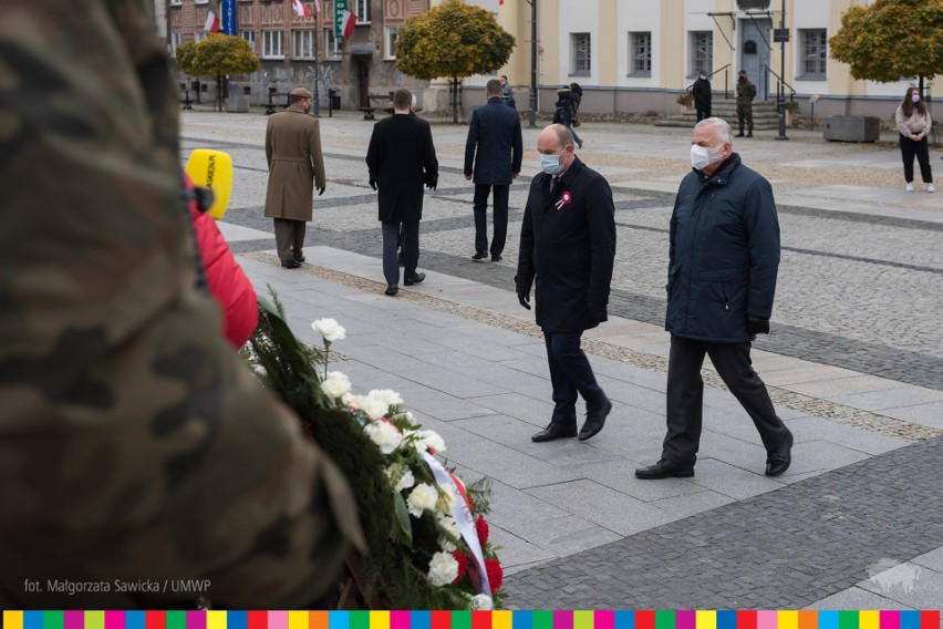 Wojewoda podlaski i marszałek województwa wspólnie uczcili rocznicę Święta Niepodległości (zdjęcia)