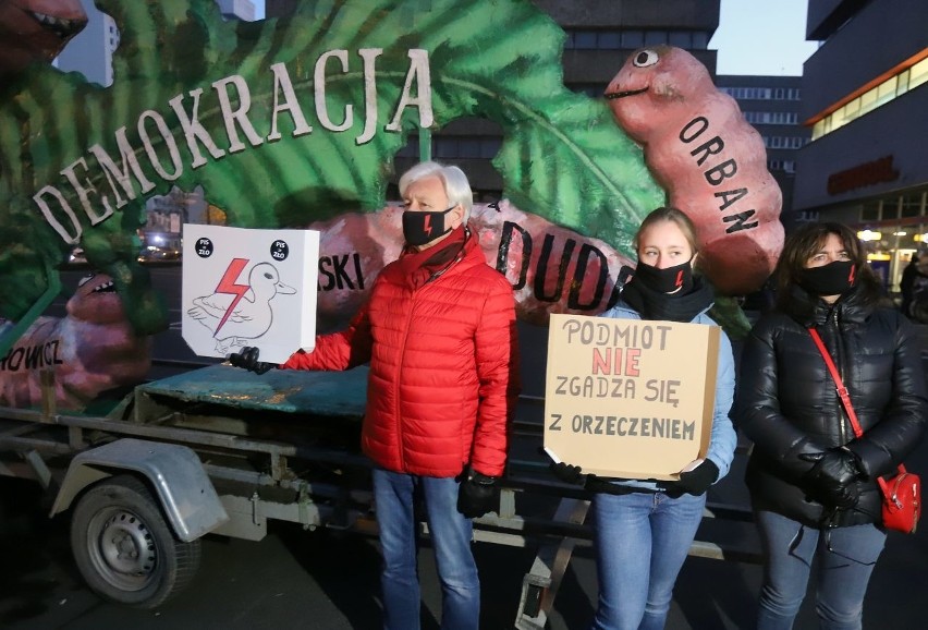 Do protestów ulicznych w Łodzi i innych miastach doszło po...