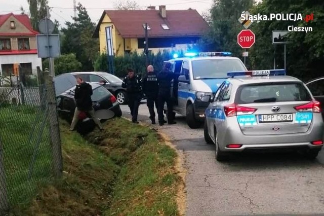 Pościg za złodziejem samochodu. W ręce policji wpadł 19-letni recydywista. Bez prawa jazdy i pod wpływem narkotyków.Zobacz kolejne zdjęcia. Przesuwaj zdjęcia w prawo - naciśnij strzałkę lub przycisk NASTĘPNE