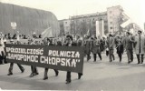 Tak obchodzono 1 maja w czasach PRL. Zobacz archiwalne zdjęcia z pochodów w Święto Pracy w Koninie