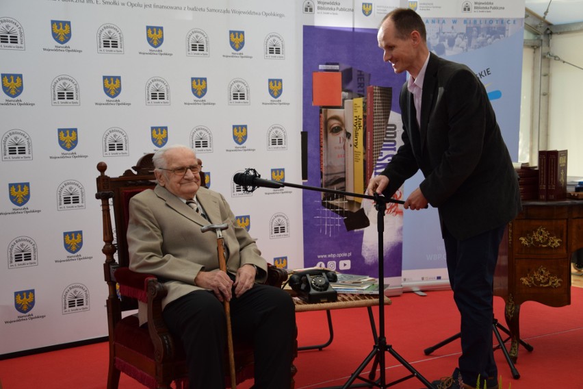 Roman Sękowski świętował jubileusz 90-lecia urodzin w Wojewódzkiej Bibliotece Publicznej w Opolu