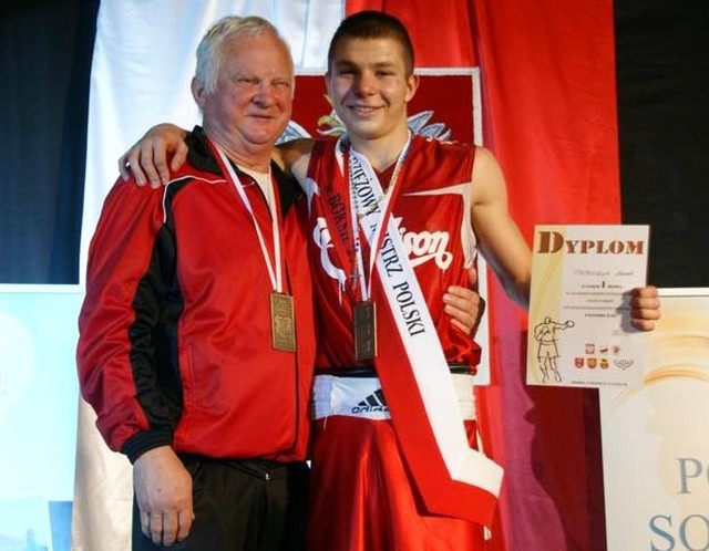 Trener Mieczysław Mierzejewski i Marek Pietruczuk wspólnie stanęli na najwyższym stopniu podium.