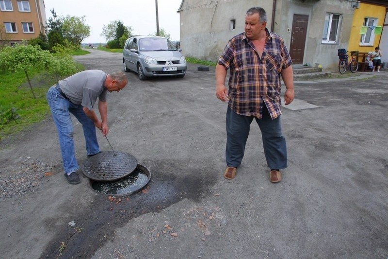 Ostrowo Szlacheckie: Mieszkańcy są zalewani własnymi nieczystościami z szamb ANR