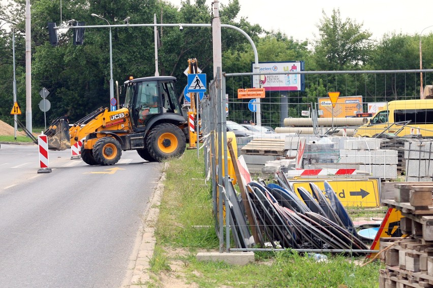 Remont Racławickich zmieni sposób przejazdu przez rondo Honorowych Krwiodawców