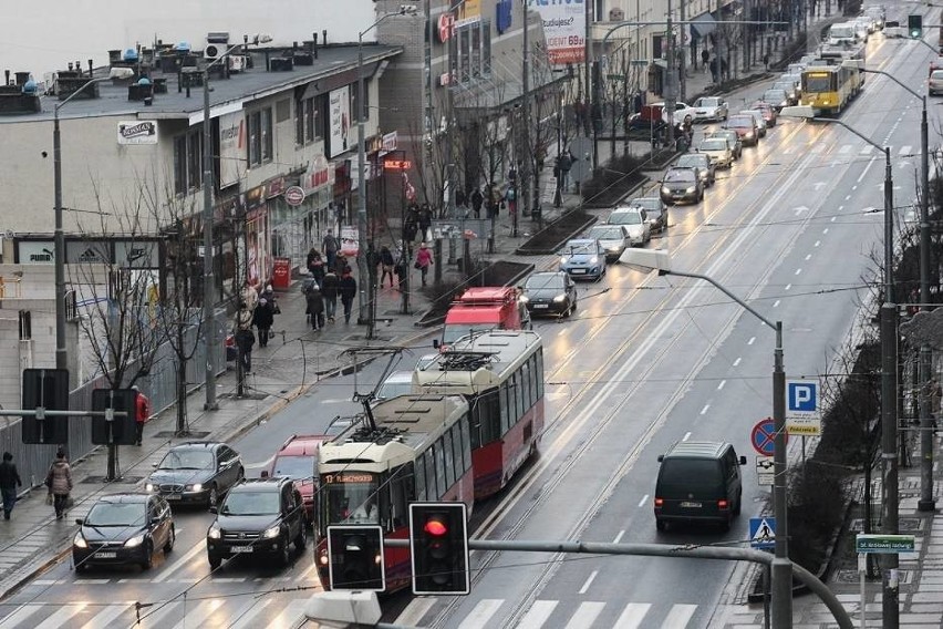 Przejazd przez centra głównych miast, szczególnie w...