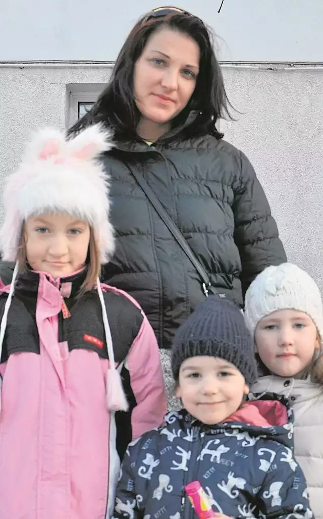 Ewa Rodzeń i jej trzy córki liczą na naszą pomoc