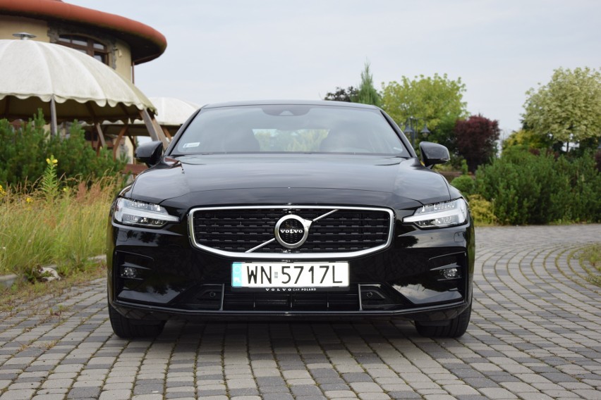 Volvo S60...