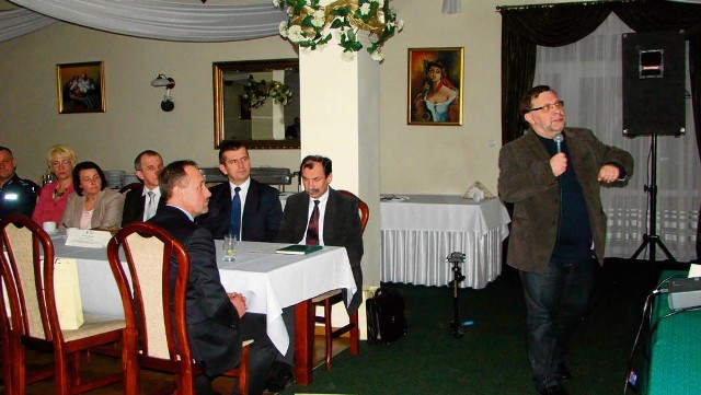 Główne założenia programu prezentował wczoraj Piotr Jasion (z prawej)