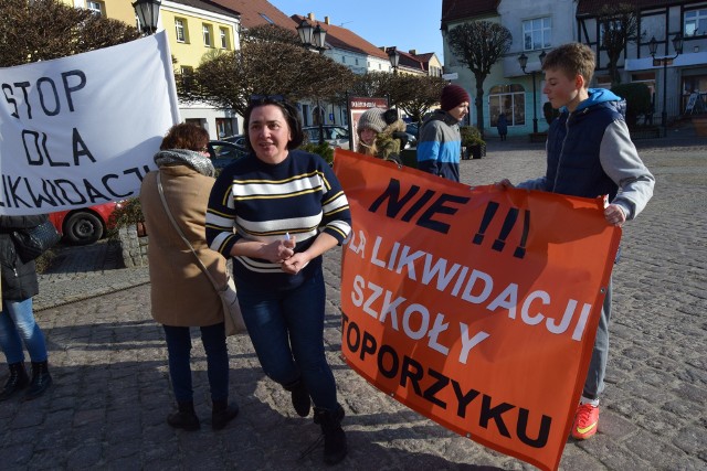 Radość uczniów i rodziców na wieść o decyzji radnych