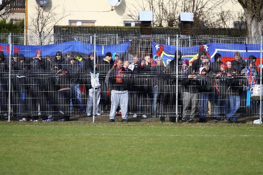 Kolejny zawód sprawili swoim licznym sympatykom zawodnicy z...