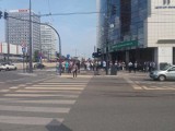 Alarm przeciwpożarowy na ul. Piotrkowskiej. EWAKUACJA [zdjęcia]