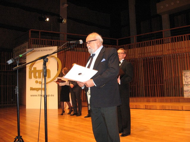 Jak we wszystkich poprzednich konkursach Arboretum główną nagrodę swojego imienia wręczy laureatowi Krzysztof Penedercki. Wybitny kompozytor zawsze cieszy się z sukcesów swoich młodych następców.