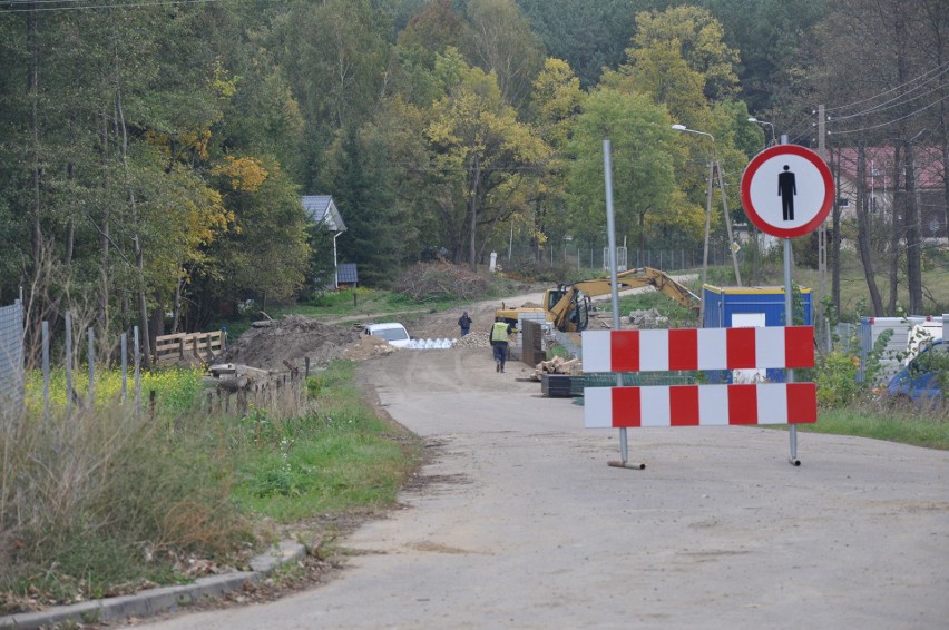 Powiat wysokomazowiecki. Przebudowa mostu w Dąbrowie Wielkiej. Droga zamknięta, jest objazd (zdjęcia)