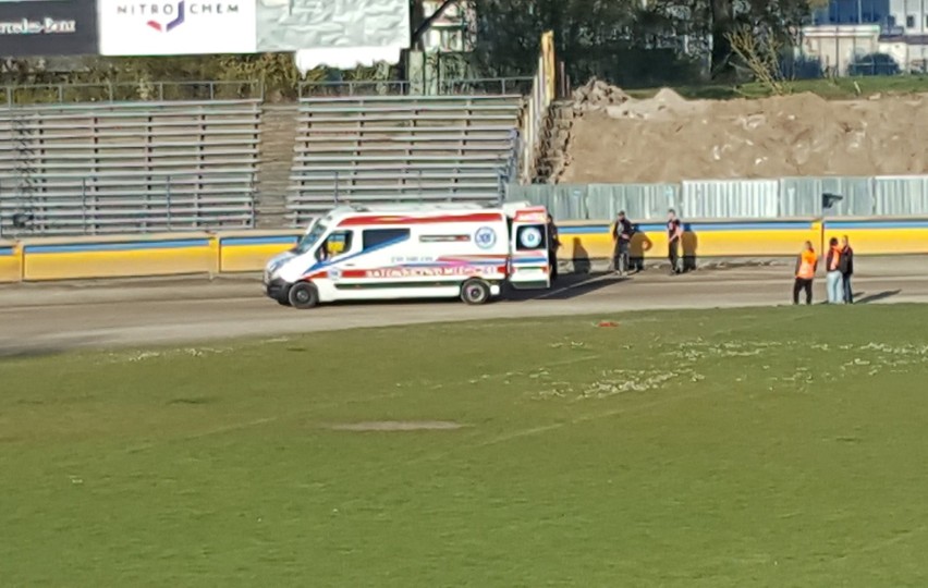 Groźny upadek Maksymiliana Bogdanowicza w Bydgoszczy. Junior Get Well Toruń w szpitalu! [zdjęcia]