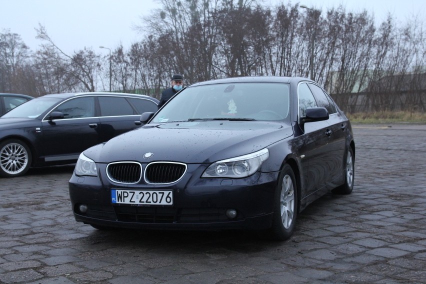 BMW 5, rok 2003, 2,2 benzyna+gaz, cena 18 900 zł