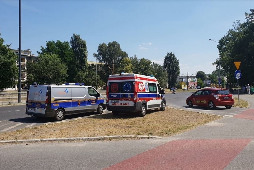 Wypadek na al. Politechniki. Rowerzysta potrącony przez taksówkę