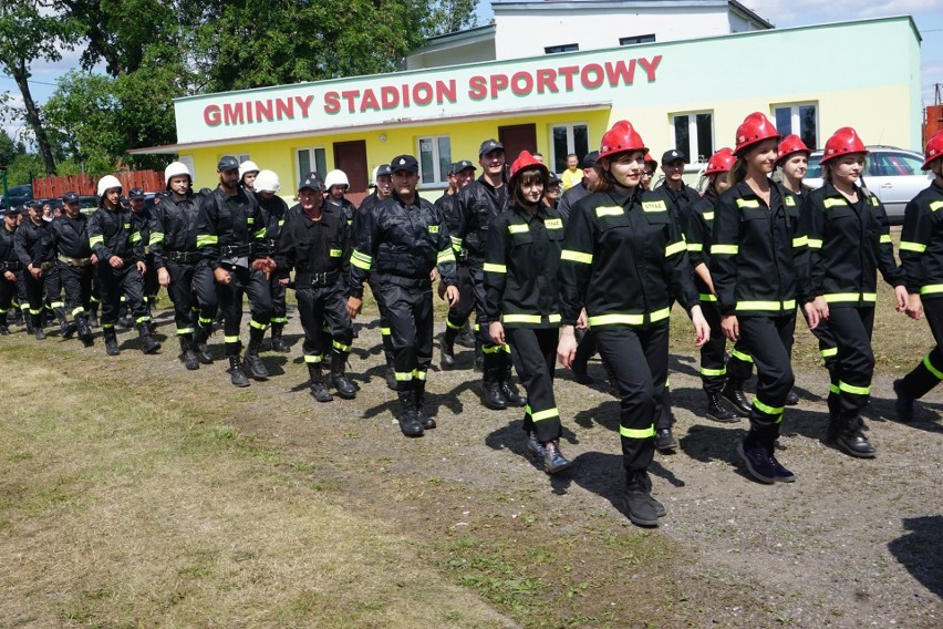 Do zawodów stanęło 11 drużyn z gminy Karniewo