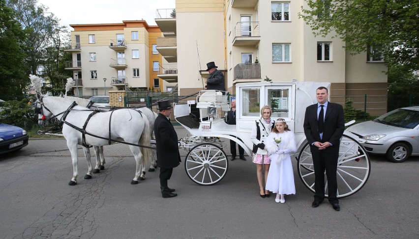 W restauracjach hotelowych oraz w lokalach z dużym terenem...