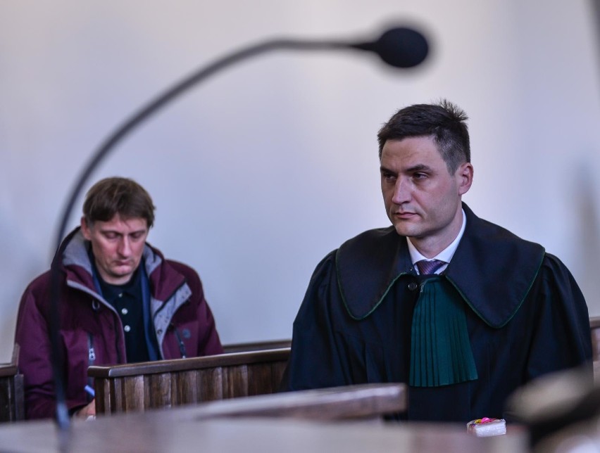 Adamowicz kontra działacz Młodzieży Wszechpolskiej. Sąd umorzył postępowanie: "Szkodliwość społeczna czynu jest znikoma" 