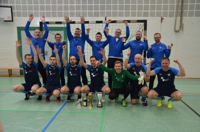 Piłkarze-amatorzy ze Starostwa Powiatowego w Poznaniu dość często mają powody do świętowania