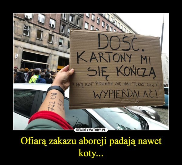Sytuacja w Polsce jest bardzo napięta, a osoby protestujące...