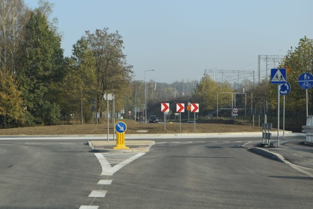 Rondo przy Drodze Śródmiejskiej otwarto ponad dwa lata temu.